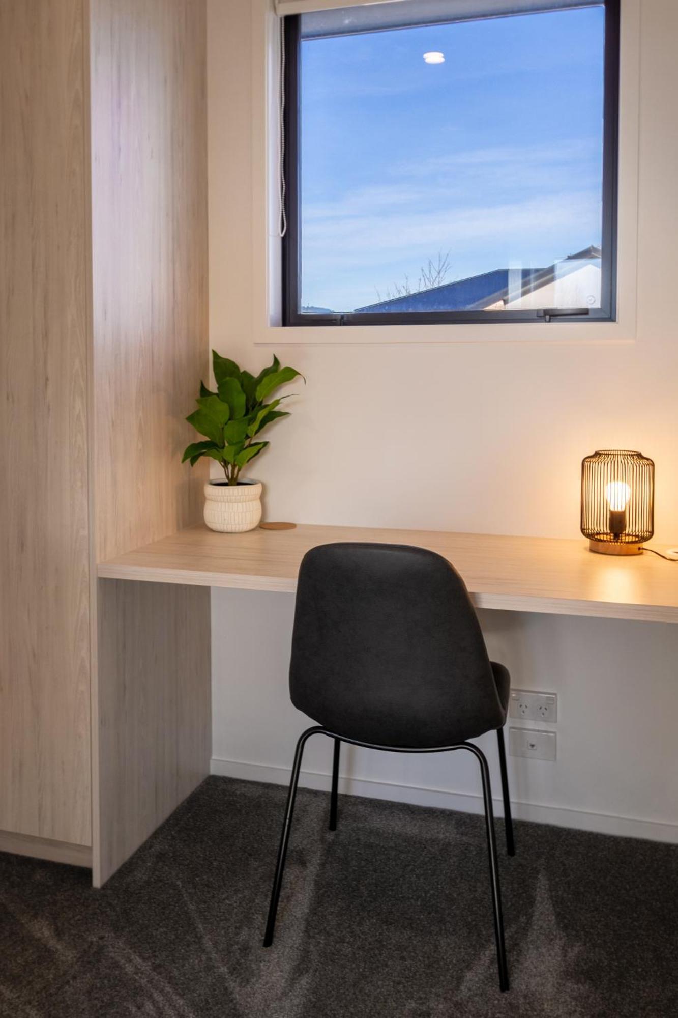 Elegant Living By Middleton Park, Fully Equipped Apartment Christchurch Exterior photo